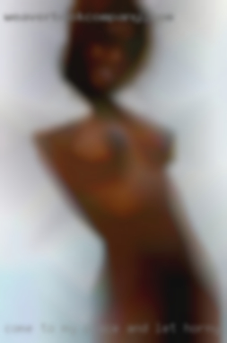 Come to my place and let horny me go to cougars work in Bakersfield.