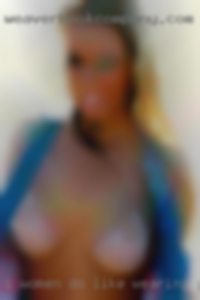 I women do like wearing gowns and lingerie from Salida.