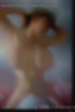 Looking fucking nude for simple fun with a woman..