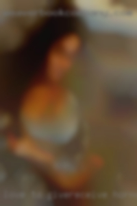 Love to give/receive horny pussy oral in Harrison.
